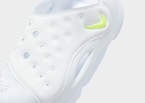 รองเท้าเด็กเล็ก Aqua Swoosh