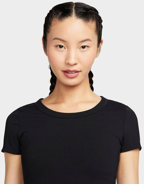 เสื้อยืดผู้หญิง One Fitted Dri-FIT Cropped