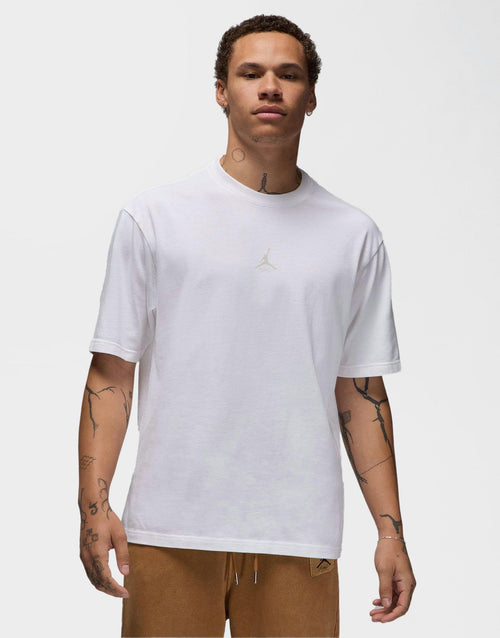 เสื้อยืดผู้ชาย Flight Essentials