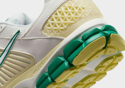 รองเท้าผู้ชาย Zoom Vomero 5