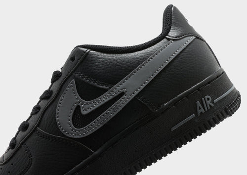 รองเท้าเด็กโต Air Force 1 LV8
