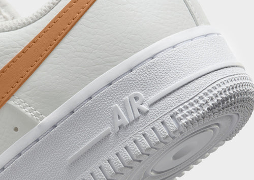 รองเท้าผู้หญิง Air Force 1 '07