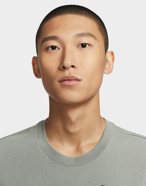 เสื้อยืดผู้ชาย Sportswear