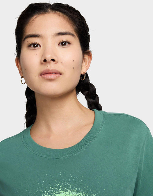 เสื้อยืดผู้หญิง Sportswear