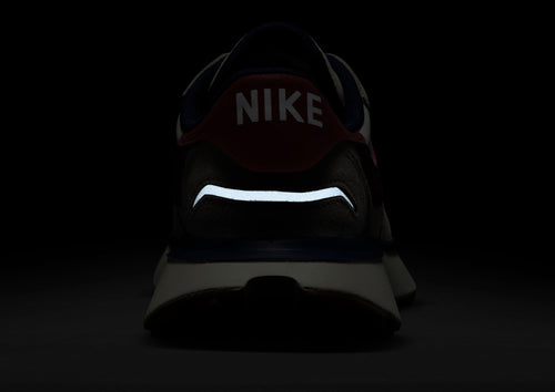 รองเท้าผู้หญิง Phoenix Waffle