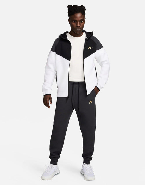 กางเกงขายาวผู้ชาย Sportswear Tech Fleece