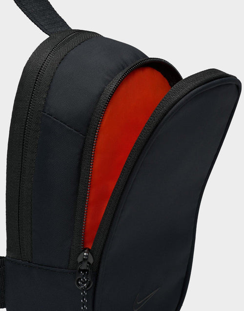 กระเป๋าพาดลำตัว Sportswear Commute (1L)