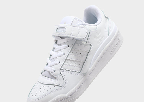 รองเท้าผู้หญิง Forum Low