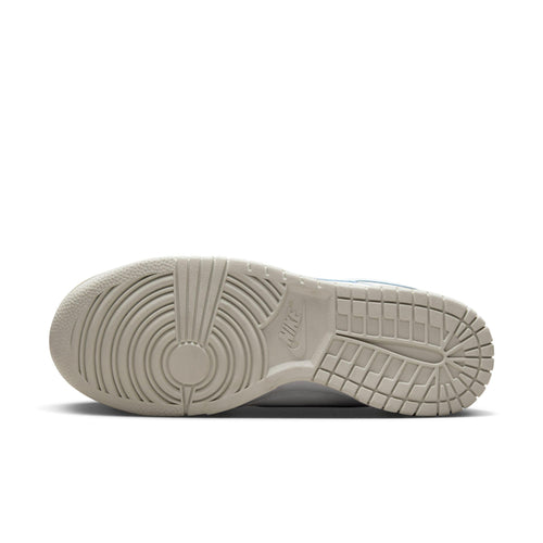 รองเท้าผู้หญิง Dunk Low