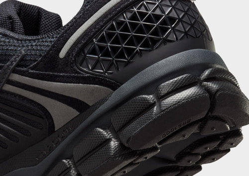 รองเท้าผู้ชาย Zoom Vomero 5