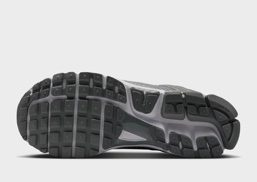 รองเท้าผู้ชาย Zoom Vomero 5