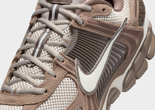 รองเท้าผู้ชาย Zoom Vomero 5