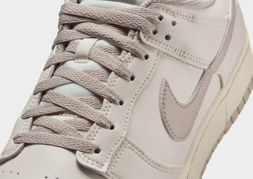 รองเท้าผู้ชาย Dunk Low Retro