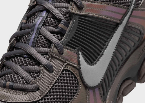 รองเท้าผู้ชาย Zoom Vomero 5