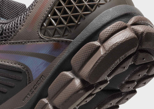 รองเท้าผู้ชาย Zoom Vomero 5