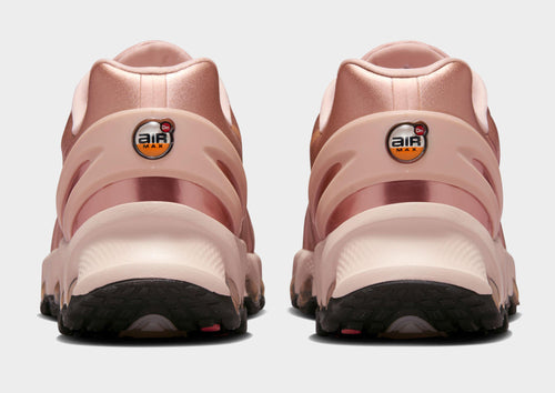 รองเท้าผู้หญิง Air Max Dn8