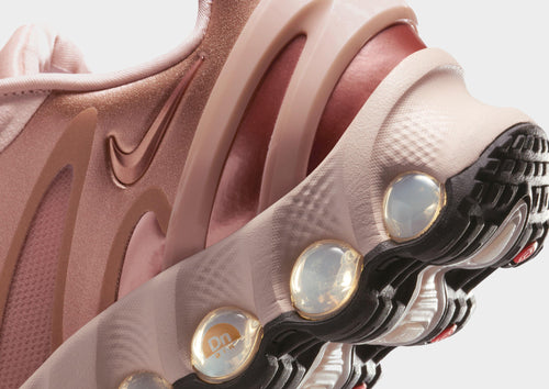 รองเท้าผู้หญิง Air Max Dn8