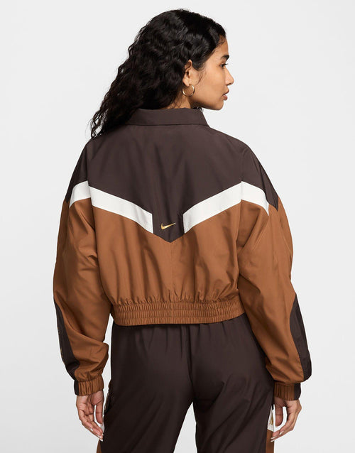 เสื้อแจ็คเก็ตผู้หญิง Woven