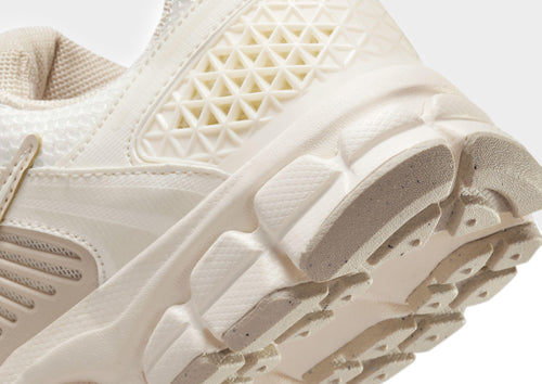 รองเท้าเด็กโต Zoom Vomero 5