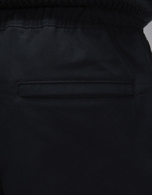 กางเกงขาสั้นผู้ชาย Essentials Statement Chicago