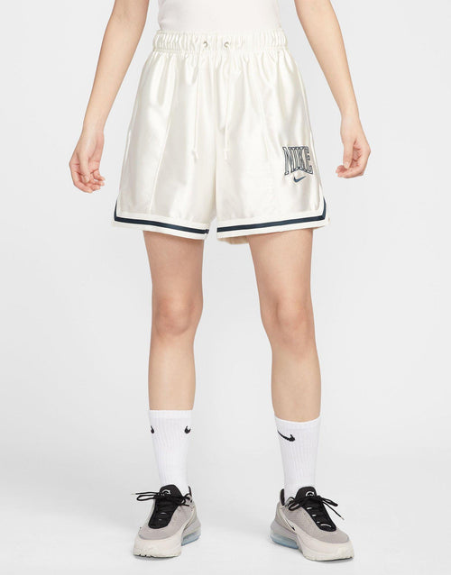 กางเกงขาสั้นผู้หญิง Sportswear Loose Mid-Rise Graphic