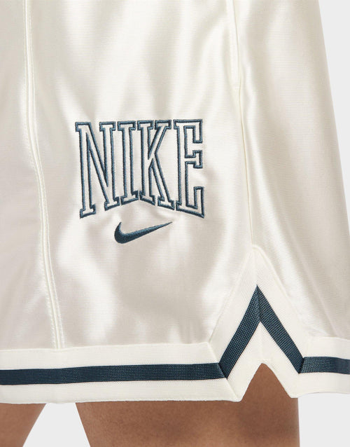 กางเกงขาสั้นผู้หญิง Sportswear Loose Mid-Rise Graphic