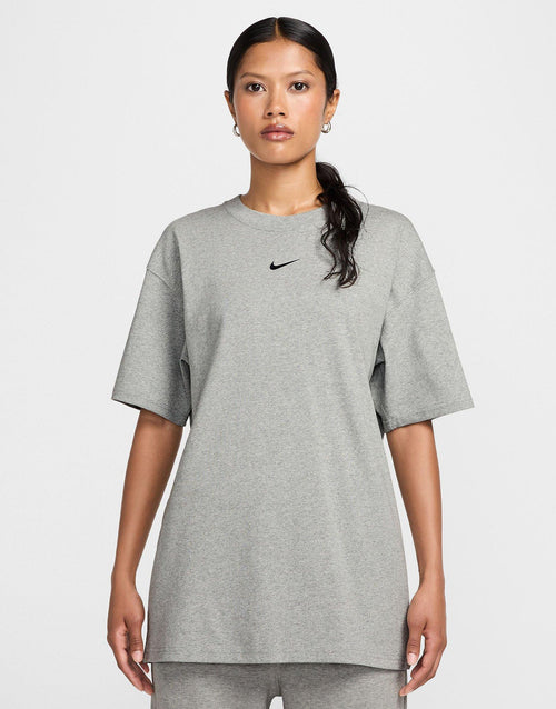 เสื้อยืด NOCTA (Unisex)
