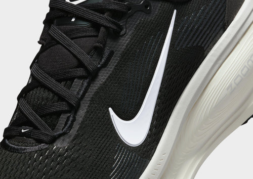 รองเท้าผู้ชาย Vomero 18