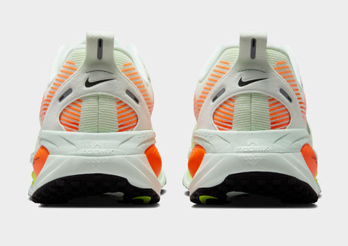 รองเท้าผู้ชาย Vomero 18