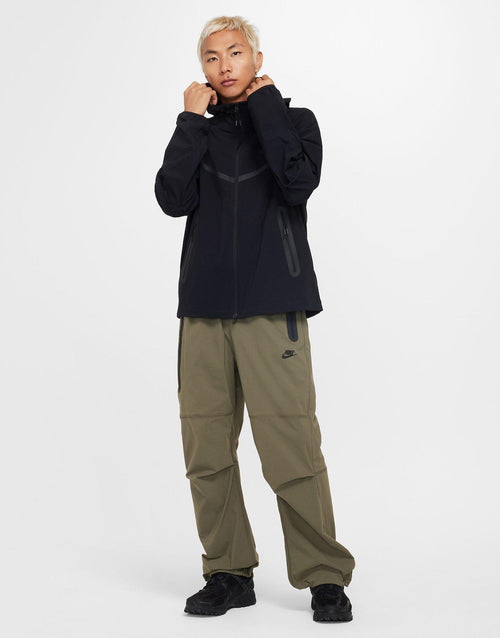 เสื้อแจ็คเก็ตผู้ชาย Tech Windrunner