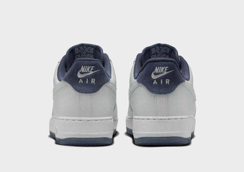 รองเท้าผู้ชาย Air Force 1 '07 LV8