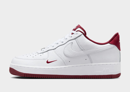 รองเท้าผู้ชาย Air Force 1 '07 LV8