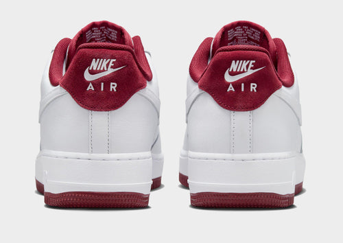 รองเท้าผู้ชาย Air Force 1 '07 LV8
