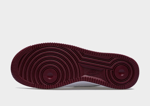 รองเท้าผู้ชาย Air Force 1 '07 LV8