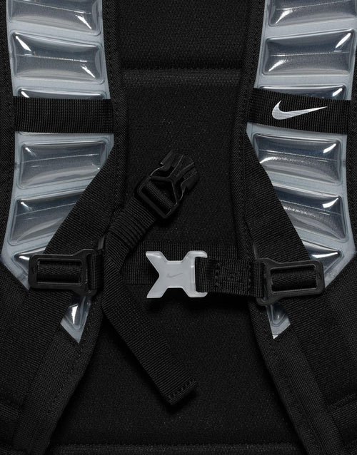 กระเป๋าสะพายหลัง Varsity Elite (32L)