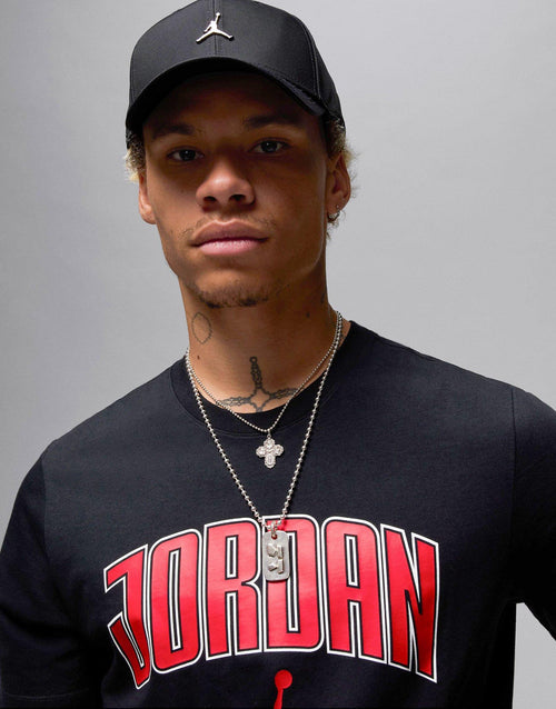 เสื้อยืดผู้ชาย