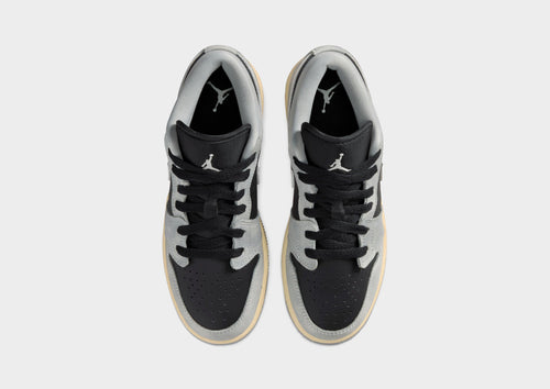 รองเท้าเด็กโต Air 1 Low SE