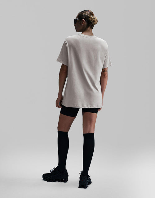 เสื้อยืดผู้หญิง Sportswear