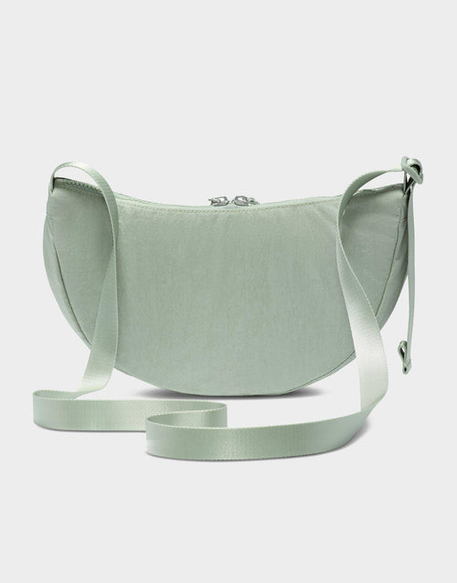 กระเป๋าสะพายข้าง Crescent (4L)