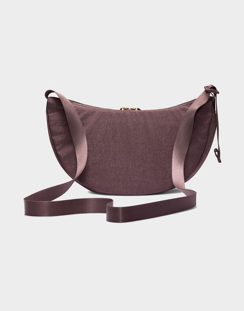 กระเป๋า Aura Crescent Crossbody (4L)