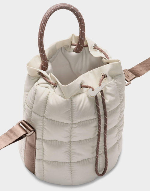 กระเป๋า Sportswear Puffle Tiny Tote (3L)