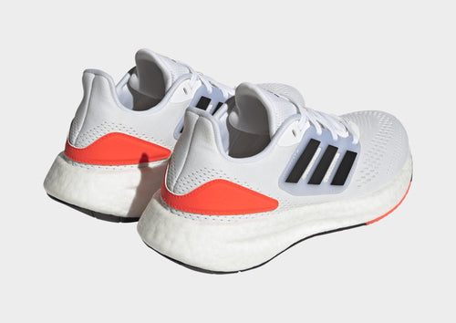 รองเท้าผู้หญิง Pureboost 22