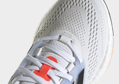 รองเท้าผู้หญิง Pureboost 22