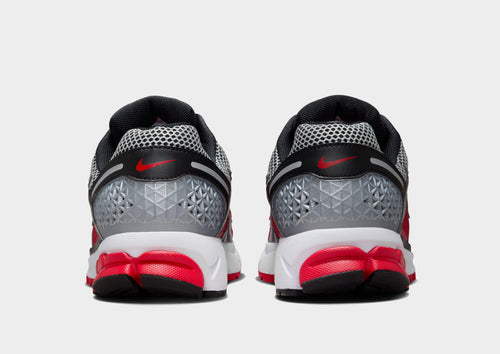 รองเท้าผู้ชาย Zoom Vomero 5