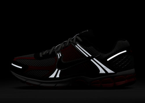 รองเท้าผู้ชาย Zoom Vomero 5