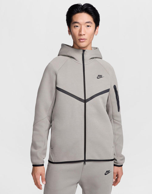 เสื้อแจ็คเก็ตผู้ชาย Full-Zip Windrunner