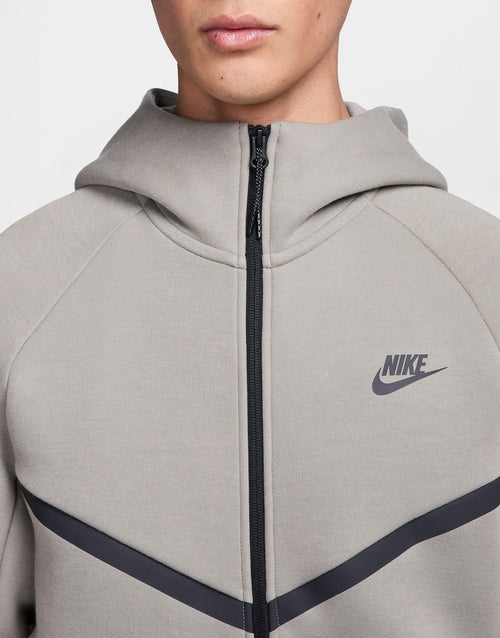 เสื้อแจ็คเก็ตผู้ชาย Full-Zip Windrunner