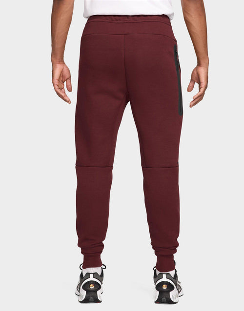 กางเกงขายาวผู้ชาย Tech Jogger
