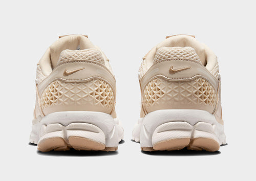 รองเท้าผู้หญิง Zoom Vomero 5