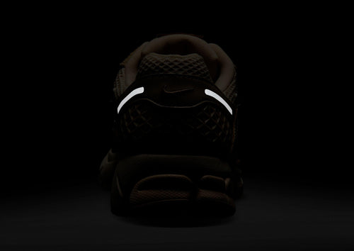 รองเท้าผู้หญิง Zoom Vomero 5